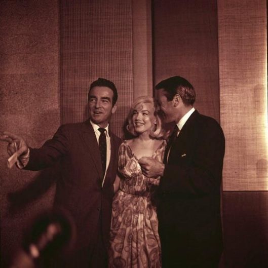 b9fc9e7e2f8e70a2b2daf66db8d17435