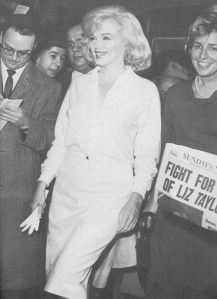 Marilyn leaves hospital with Pat, 1961