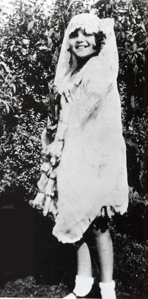 A young Margarita Carmen Cansino